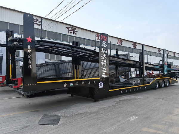轎運運輸車