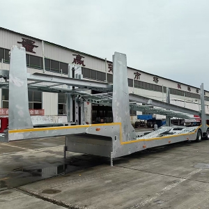 轎運運輸車